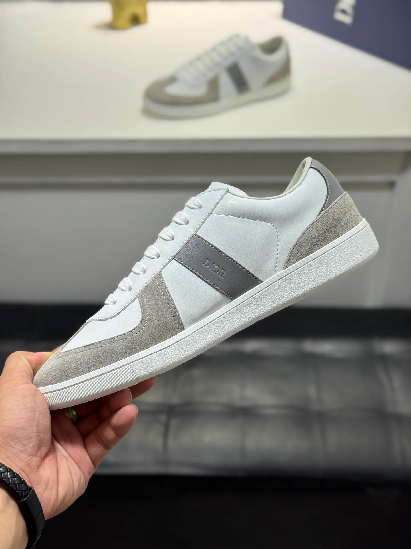Men's Men's Shoes💰380【New Style】🎠🎠Dior🔍Top Purchasing Agency🇮🇹Di's hot style super popular sneakers are synchronized with the new product counters. The uppers are original Italian imported cowhide, the logo graphics are perfectly reproduced with complex craftsmanship necessary for fashionistas, and the imported soft sheepskin lining is Sole: The original sole is specially provided by the original factory. The exclusive movable molded sole is super comfortable. The original factory follows the order. 🔍🔍Multiple colors are available. You can enter and exit the counter at will. Welcome to compare. A must-have for trendy men. Code number: 38-44 (45 customized